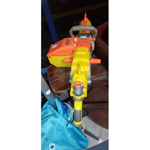 39 - Childs Nerf Gun