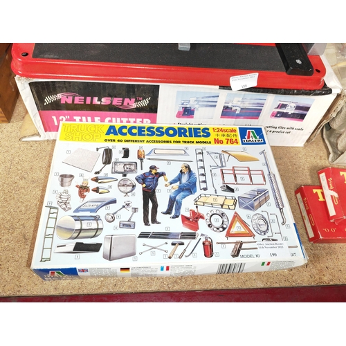 190 - Truck Shop Accessories Kit