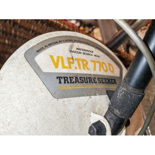 605 - Treasure Seeker C-Scope Vlf.Tr 770 D Metal Detector Battery Cover Missing And Missing One Battery Co... 