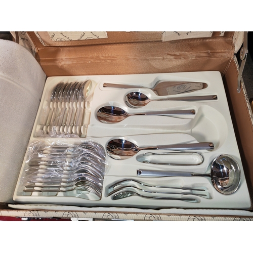 610 - Large Unused Meisterbach Cutlery Set 12 Person (Missing Q Fork, Desert Spoon, Ladle) With 7 Pieces K... 