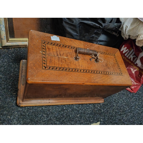 702 - Singer Sewing Machine In Wooden Inlaid Case