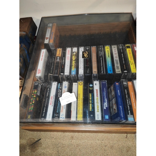 167 - 32 Good Cassette Tapes Mainly Reggae In Retro Case