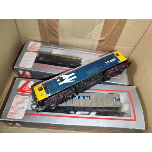 204 - Lima Br 73002 Loco And Lima No 305667 Wagon And Lima Yeoman Wagon 2 Boxed