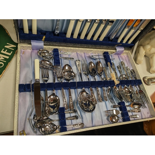 464 - Sheffield Cutlery Set In Box