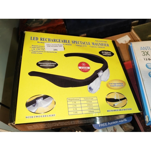 291 - Led Rechargeable Sceptical Magnifier Plus A 3 Page Magnifier Led