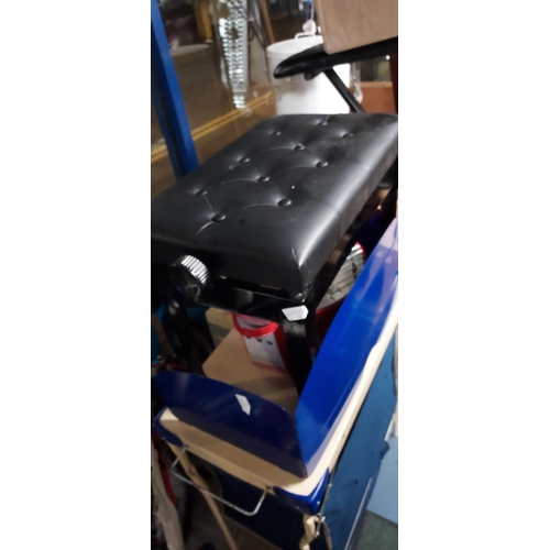 46 - Black Piano Stool With Winding Mechanism