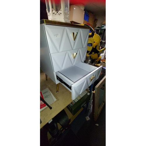 95 - White Funky 3 Drawer Cabinet