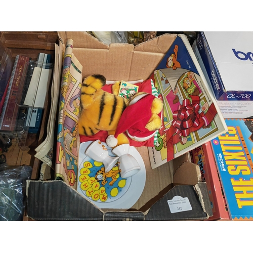 252 - Box Of Garfield Collectables