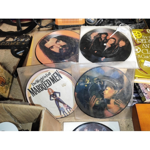 248 - 6 Single Record Picture Discs