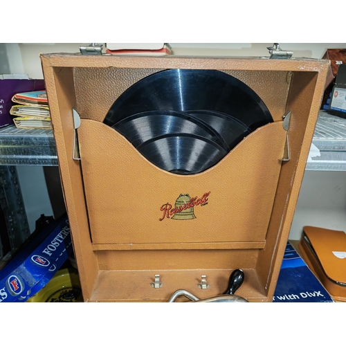 140 - Ressellell Wind Up Gramophone