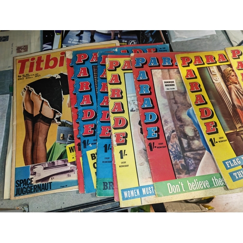 573 - Selection Of Parade Magazines From The 1960'S