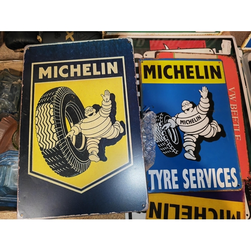 623 - 10 Metal Signs