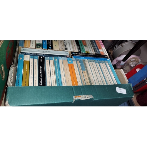 700 - Box Of Vintage Paperbacks Including Penguin, Pelican, Pan And Faber