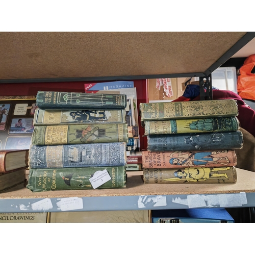 3 - 10 Vintage Books