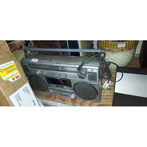 745 - Toshiba Stereo Radio Cassette Recorder Model Rt-120S