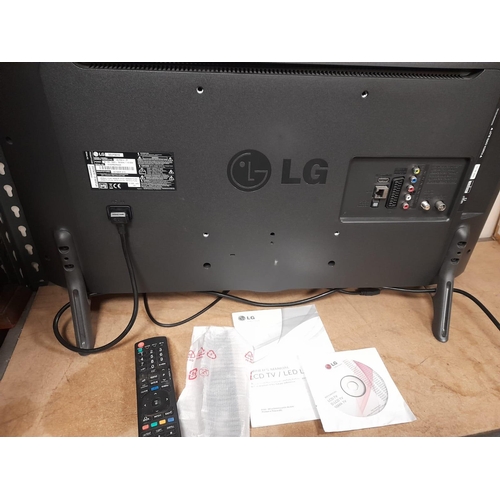 89 - Lg 32 Inch Flat Screen Tv With Remote Control