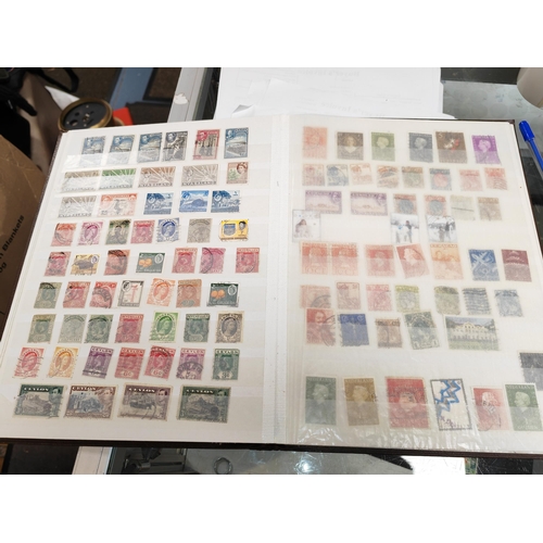435 - Brown Stock Book Of World Stamps