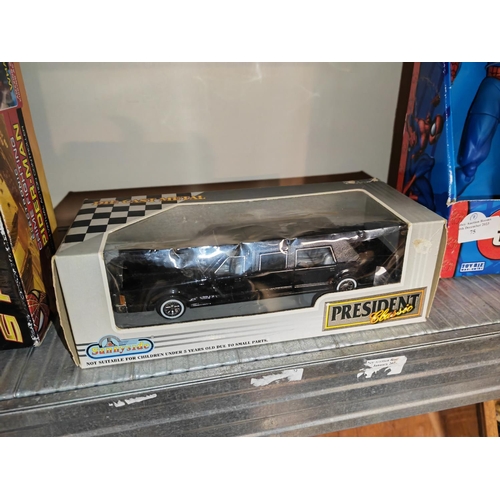 74 - Presidents Classic Diecast Car Boxed Pus A Set Of 4 Cars In Packaging