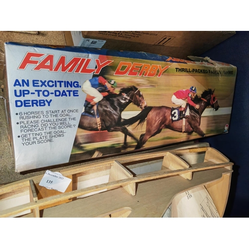 133 - Family Derby Horse Racing Set