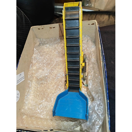 147 - Dinky Elevator Loader Model No 964 In Original Box