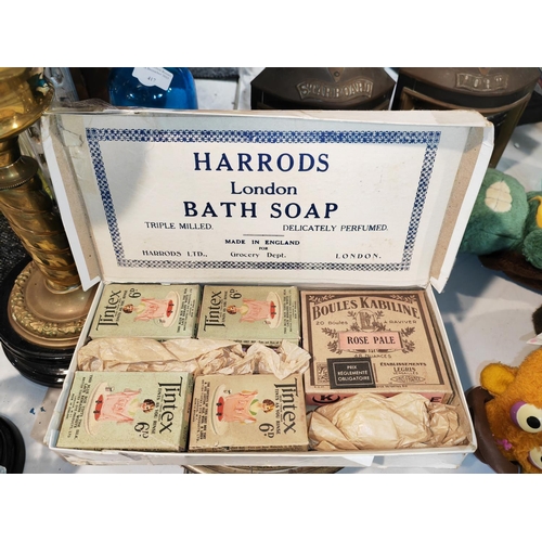 413 - Vintage 1930'S Harrods Of London Bath Soap Etc In Box