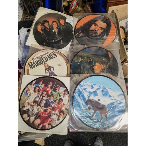 161 - 6 Single Record Picture Discs