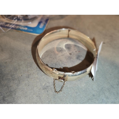 356 - Old Silver Bangle With Safety Chain