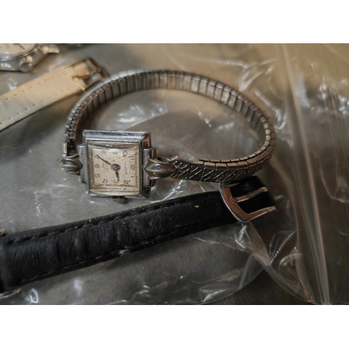 404 - 4 Vintage Ladies Watches