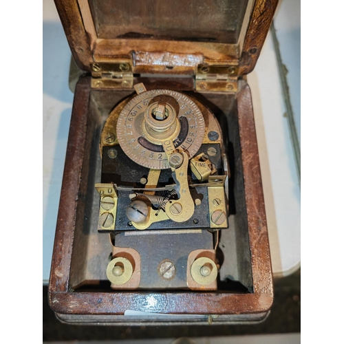 517 - Vintage Timing Clock With Key In Case