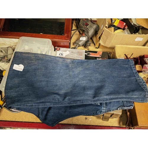 142 - Pair Of Levi Jeans Size 34