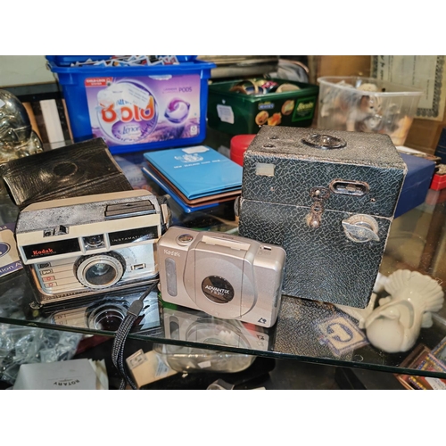 309 - 3 Camera'S Including A Brownie Camera