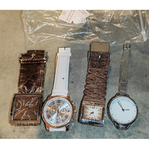 322 - 4 Ladies Quartz Watches