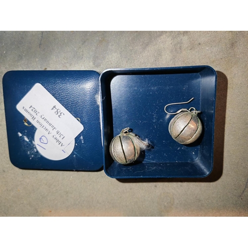 384 - Pair Of Silver Ball Earrings