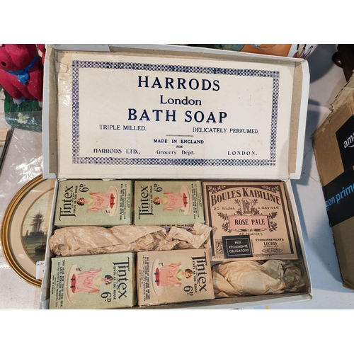 510 - Vintage 1930'S Harrods Of London Bath Soap Etc In Box