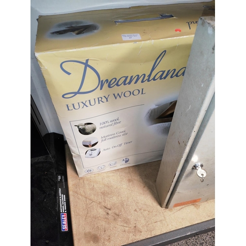 57 - Dreamland Electric Blanket In Box