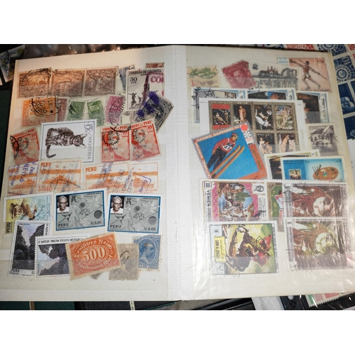 547 - 4 Stock Books Of World Stamps