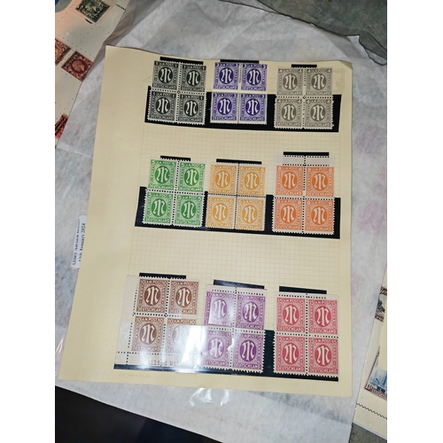 570 - 2 Pages Of German Stamps In Blocks