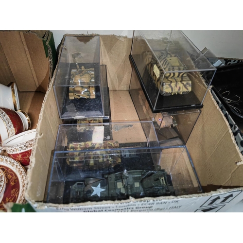 164 - 6 Boxed Diecast Tanks