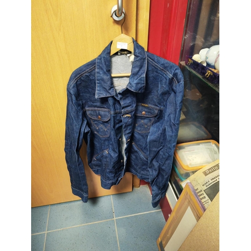 27 - Wrangler Denim Jacket