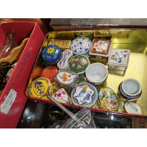 301 - 14 Del Prado Trinket Boxes