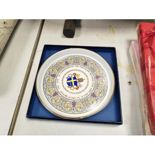 487 - Royal Worcester Plate