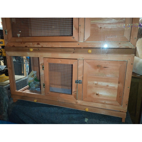 49 - 1 Rabbit Hutch Almost New