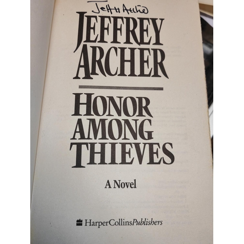 609 - Jeffrey Archer Honor Among Things Book Signed By Him With Genuine Certificate