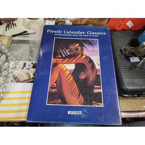 Book Pirelli Calendar Classics, 100 Photographs First 30 Years, Full
