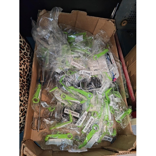 269 - Box Of Miscellaneous Including Cucumber Twirlers, Tongue Cleaners, Pulse Meters Etc