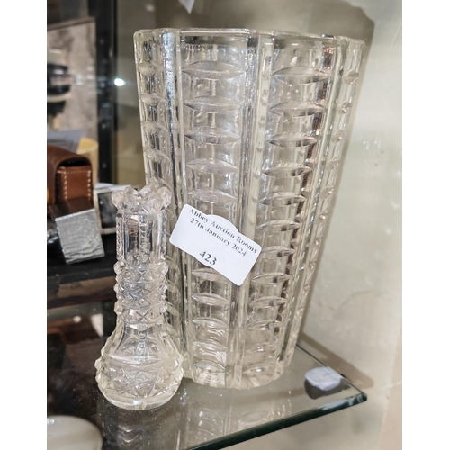 423 - 2 1900'S Cut Glass Vases