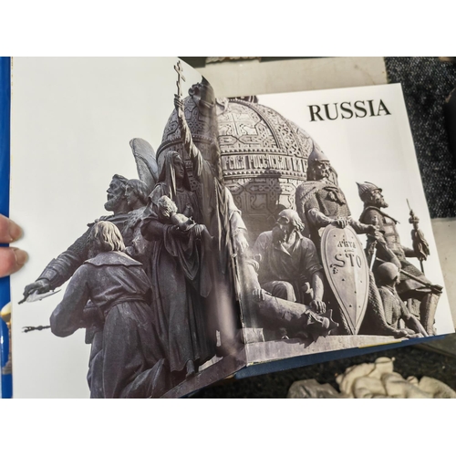 479 - Moscow Photograph Album From 2020 Ft Red Square, Museums And Cathedral, Plus A Book About Russia In ... 