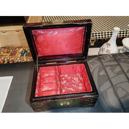 500 - Jade Inlaid Hardwood Chinese Box