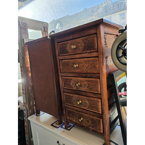 83 - 2 Inlaid And Carved Bank Of 5 Drawers