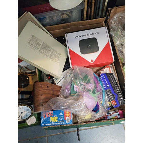 255 - Box Of Assorted Items